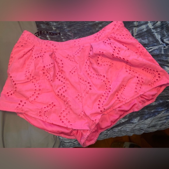 Two piece set - Picture 2 of 2